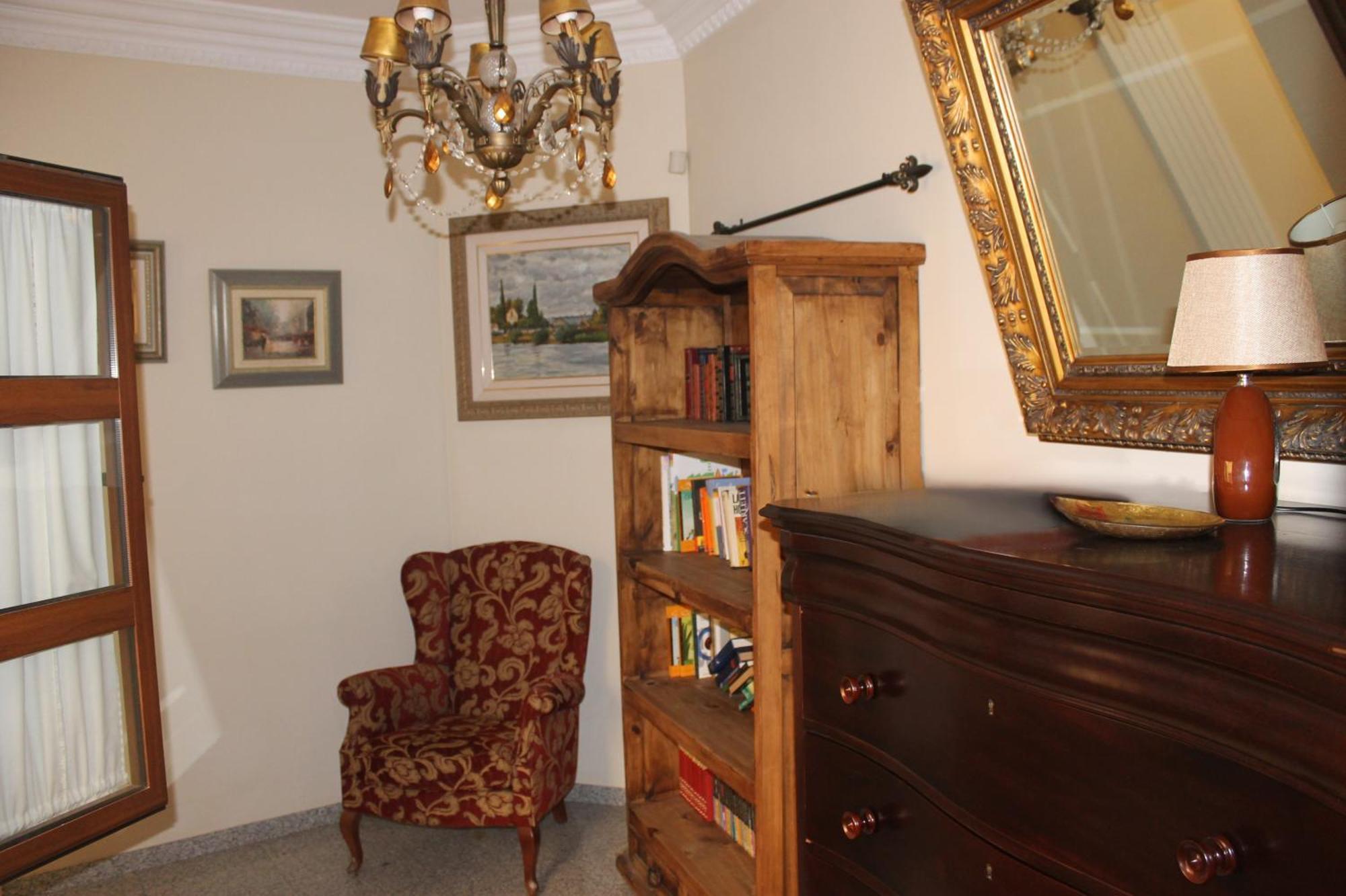 Andaluzas Homestay *